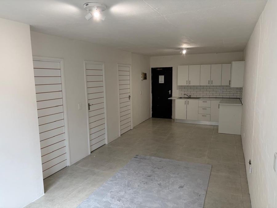 2 Bedroom Property for Sale in Wynberg Western Cape